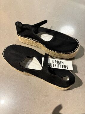 Urban Outfitters Black Canvas Espadrille Mary Jane Platform Shoes